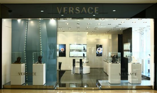 Versace中国新店开幕 全球第三家腕表珠宝专卖店