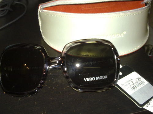 　　VERO MODA眼镜注册商标惹争议绫致时装、翠微百货被诉侵权